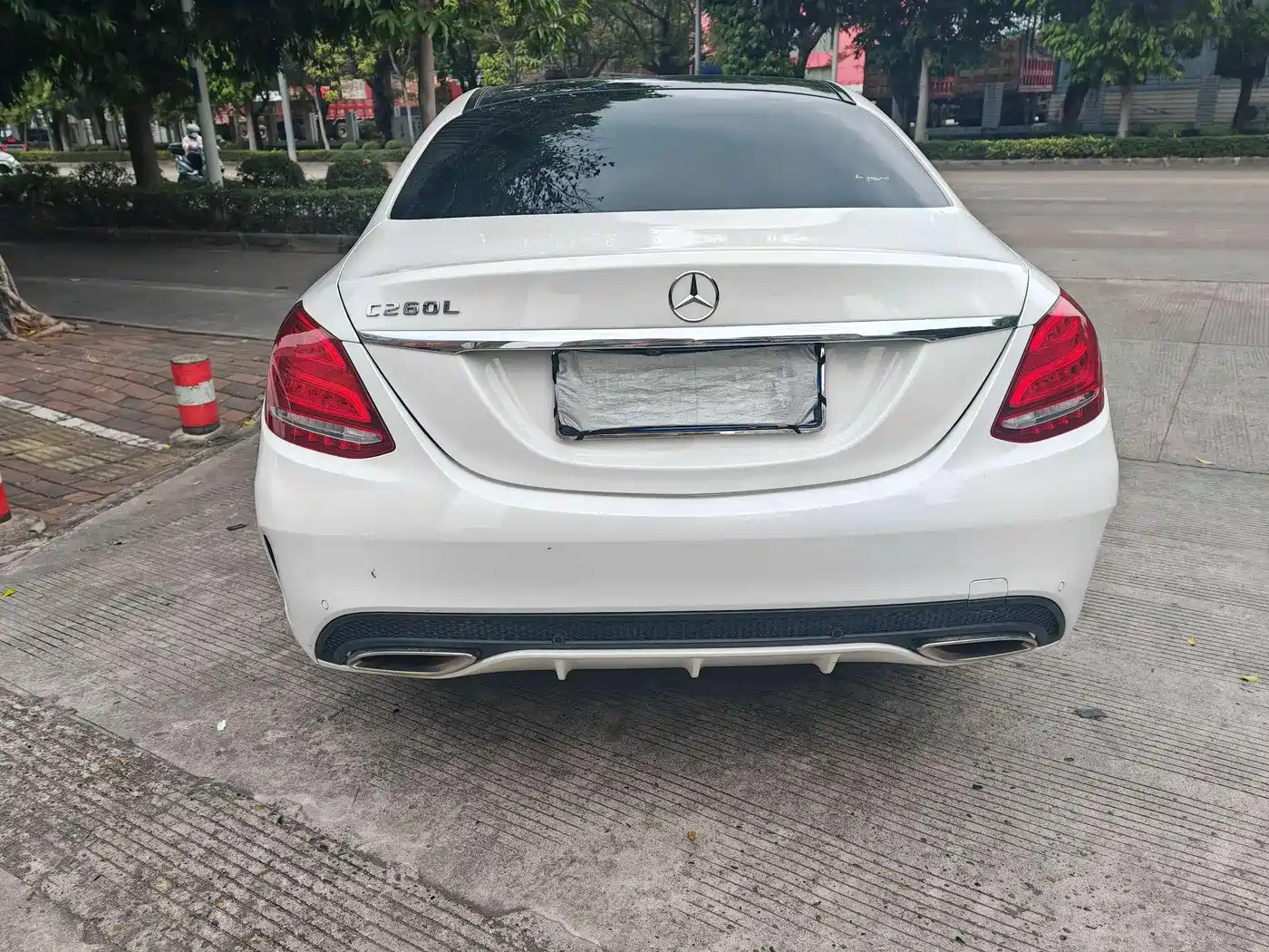 Mercedes-Benz C-Class 2017 Facelift C 200 L Sport Edition фото 15