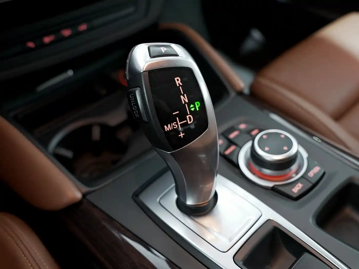 BMW X6 2012 xDrive35i фото 9