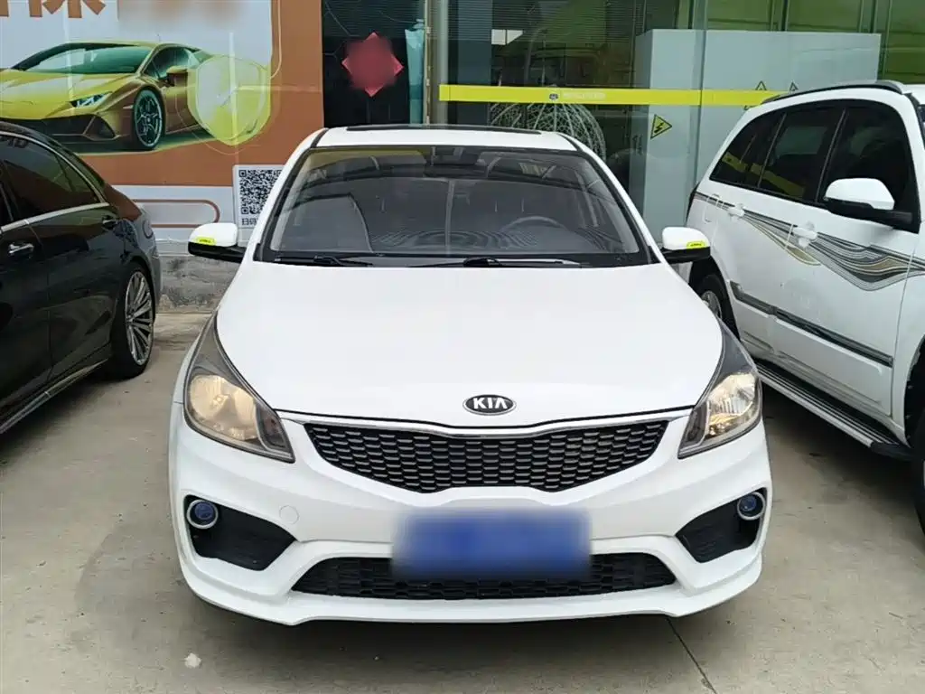 KIA K2