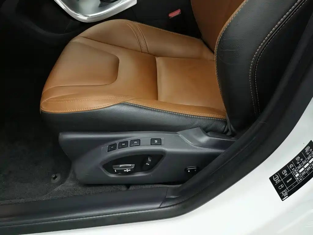 Volvo V60 2016 2017 T5 Zhi Ya Edition China V