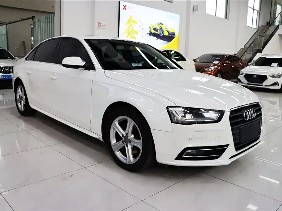 Audi A4L 2015 35 TFSI Auto Standard фото 3