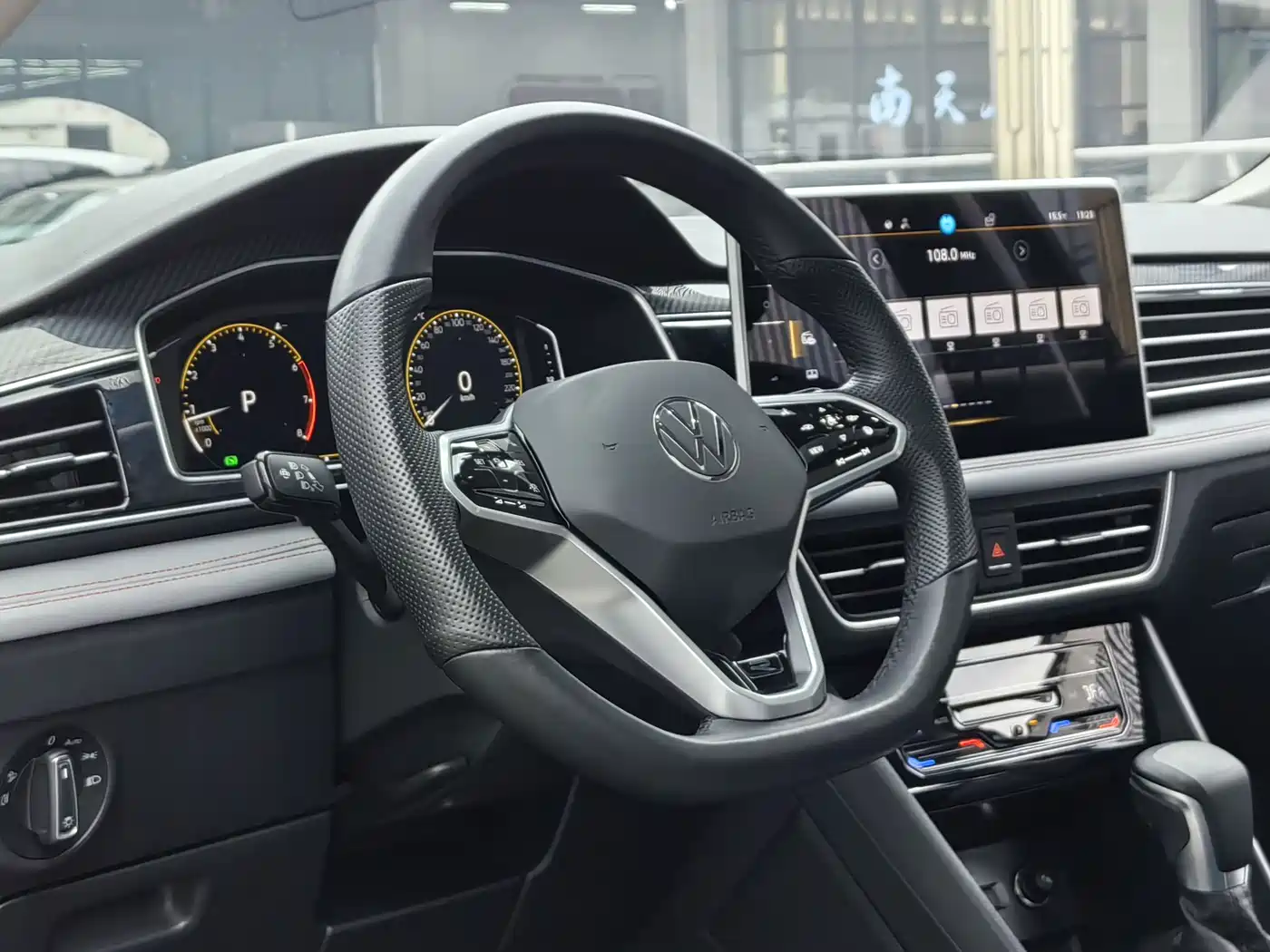 Volkswagen Tiguan X 2023 330TSI 2WD Flagship фото 12