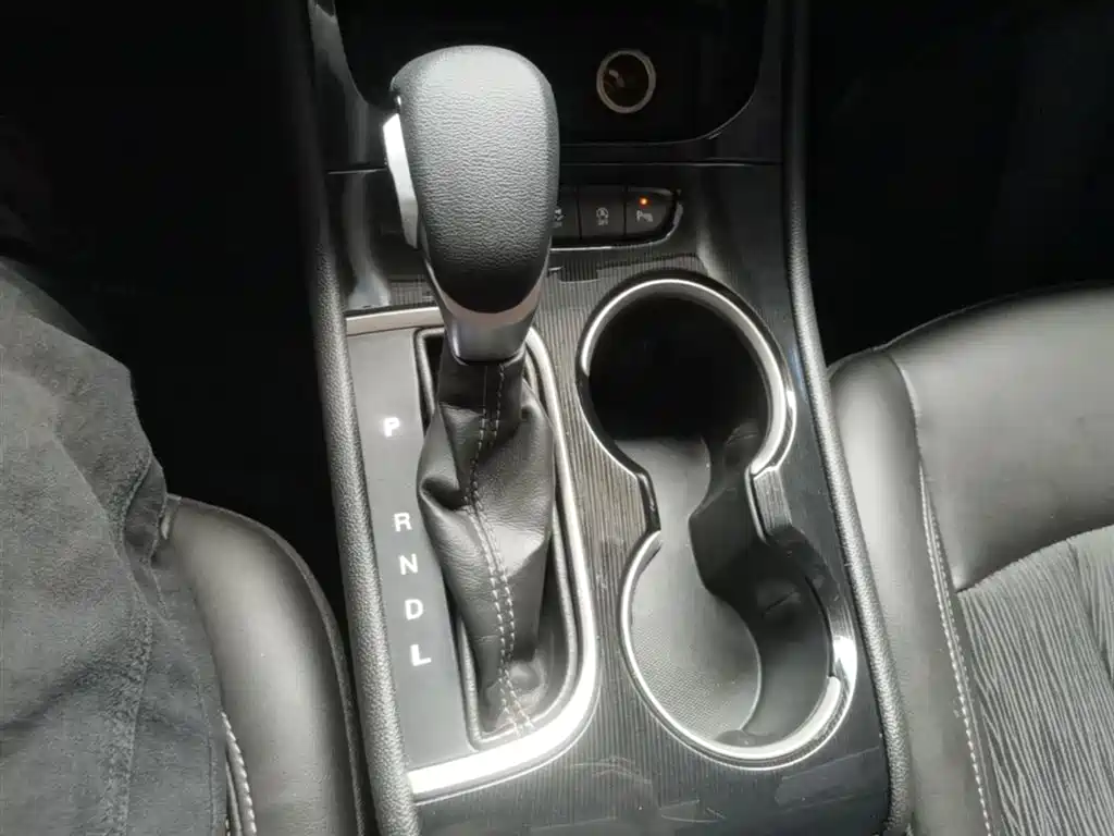 Buick Verano 2015 Sedan 20T Dual-clutch Leading фото 14