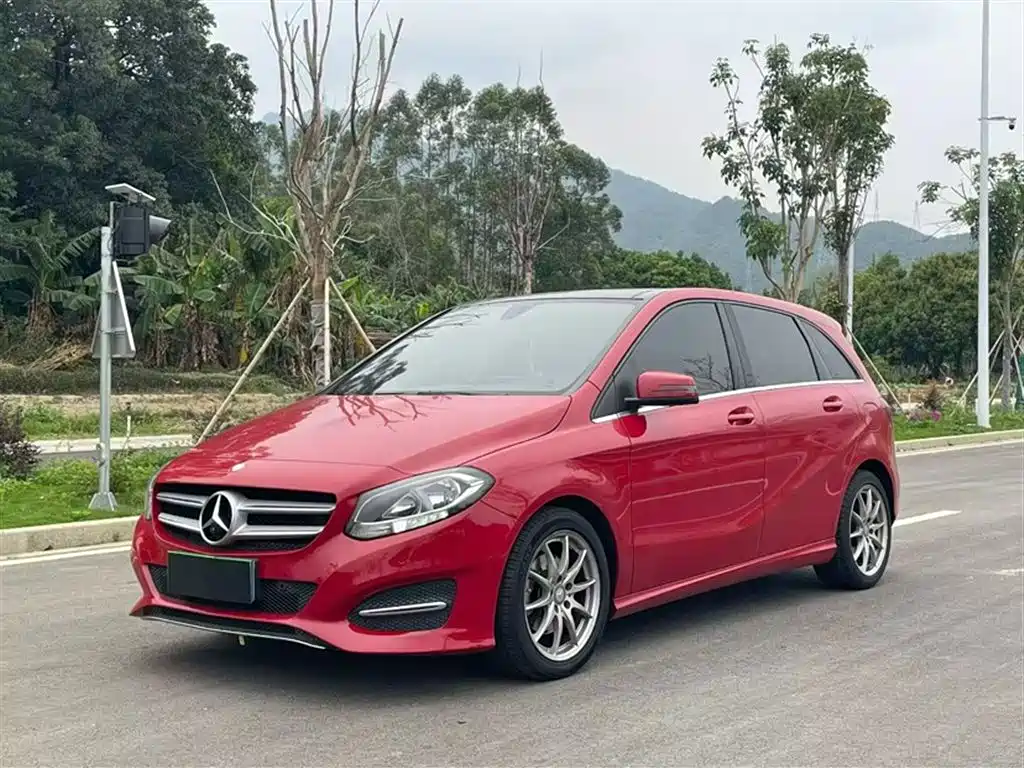 Mercedes-Benz B-Class 2015 B 200 Dynamic