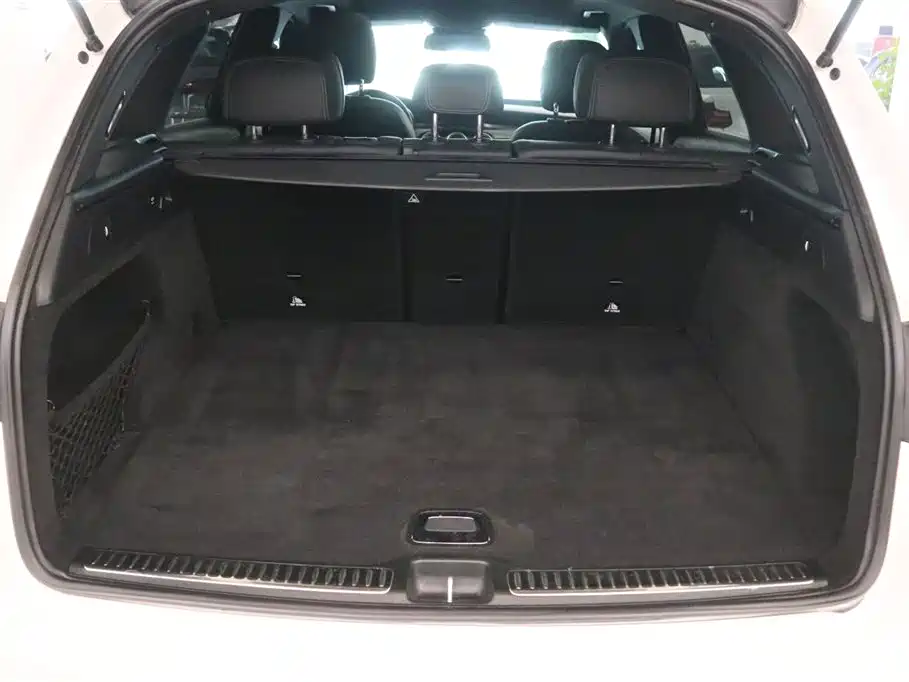 Mercedes-Benz GLC 2018 GLC 260 4MATIC Luxury фото 17