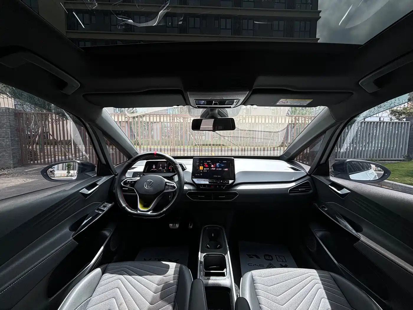 Volkswagen ID.3 2023 Upgraded Pure Intelligence Edition фото 6