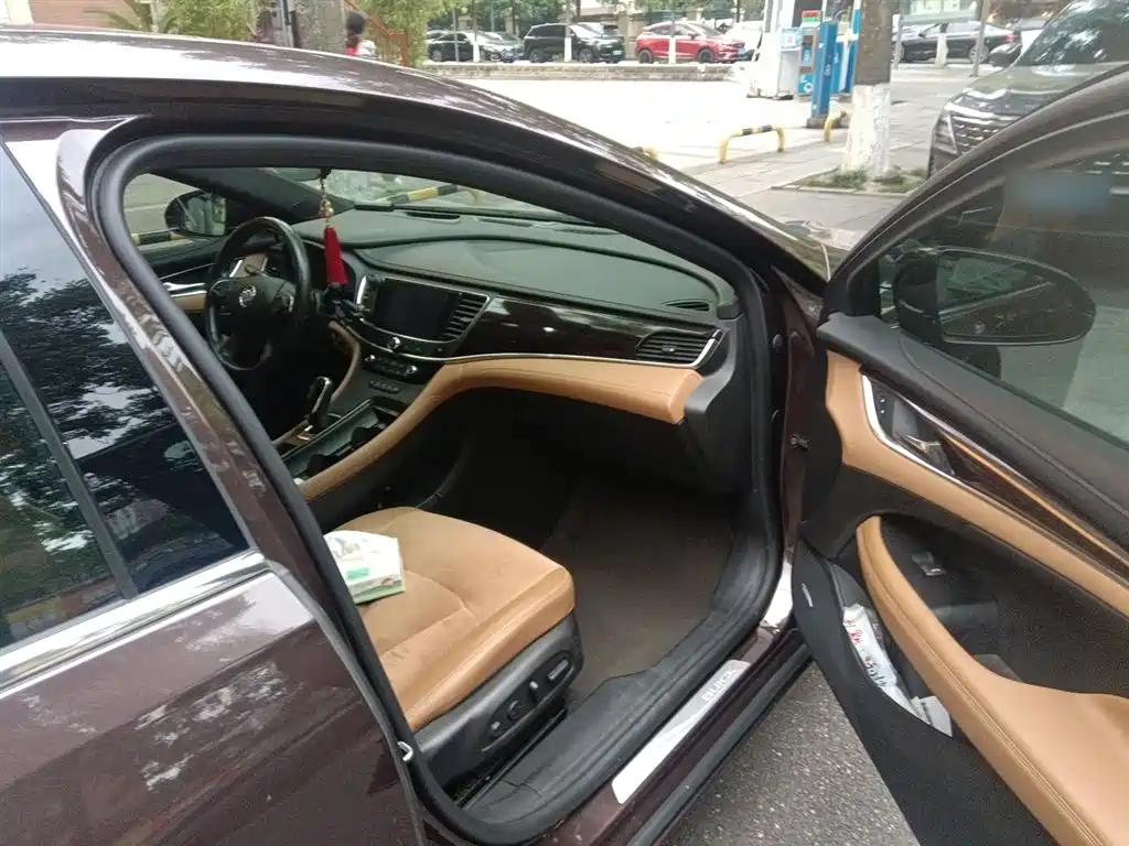 Buick LaCrosse 2016 Model 28T Luxury фото 20