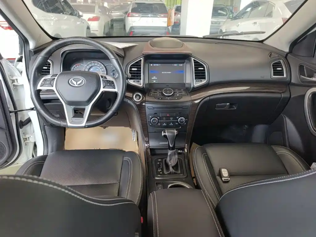 BAIC Huansu S6 2016 2017 1.5T CVT Delight