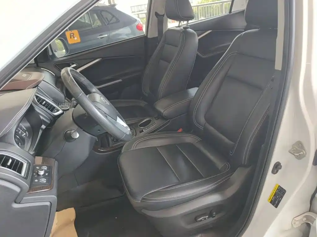 BAIC Huansu S6 2016 2017 1.5T CVT Delight