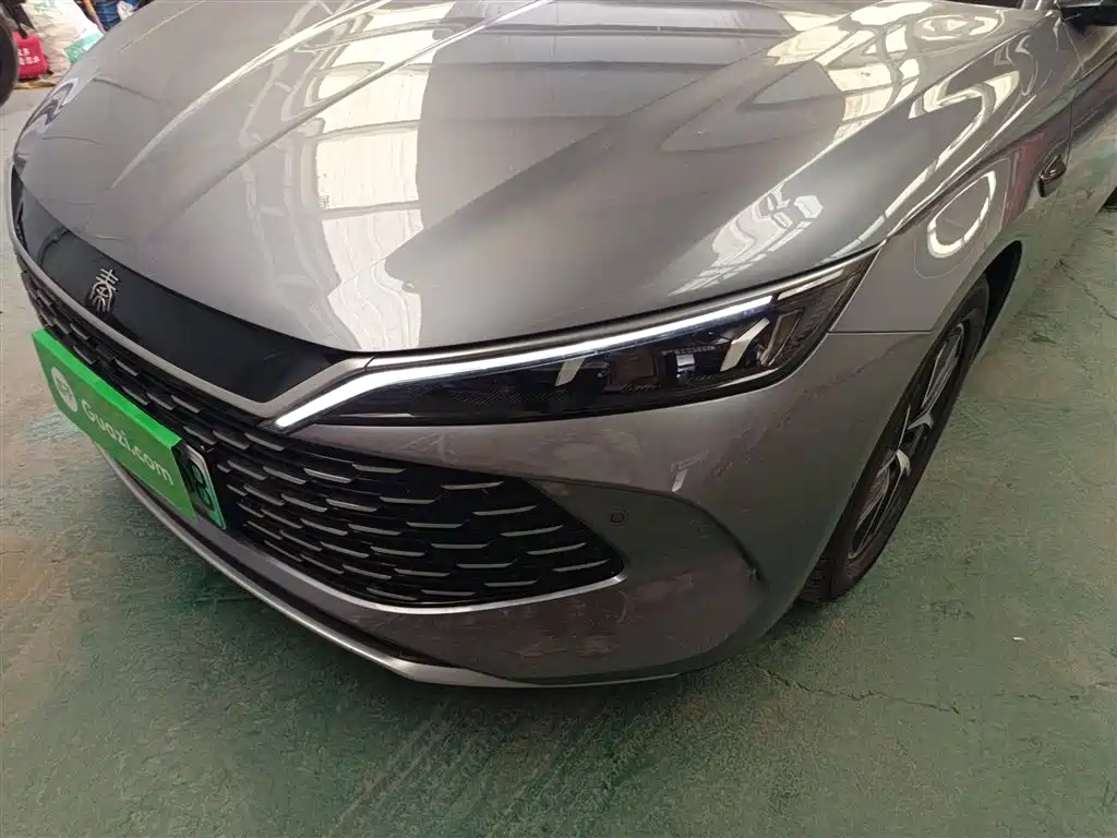 BYD Qin L 2025 DM-i Smart Drive 80KM Premium фото 24