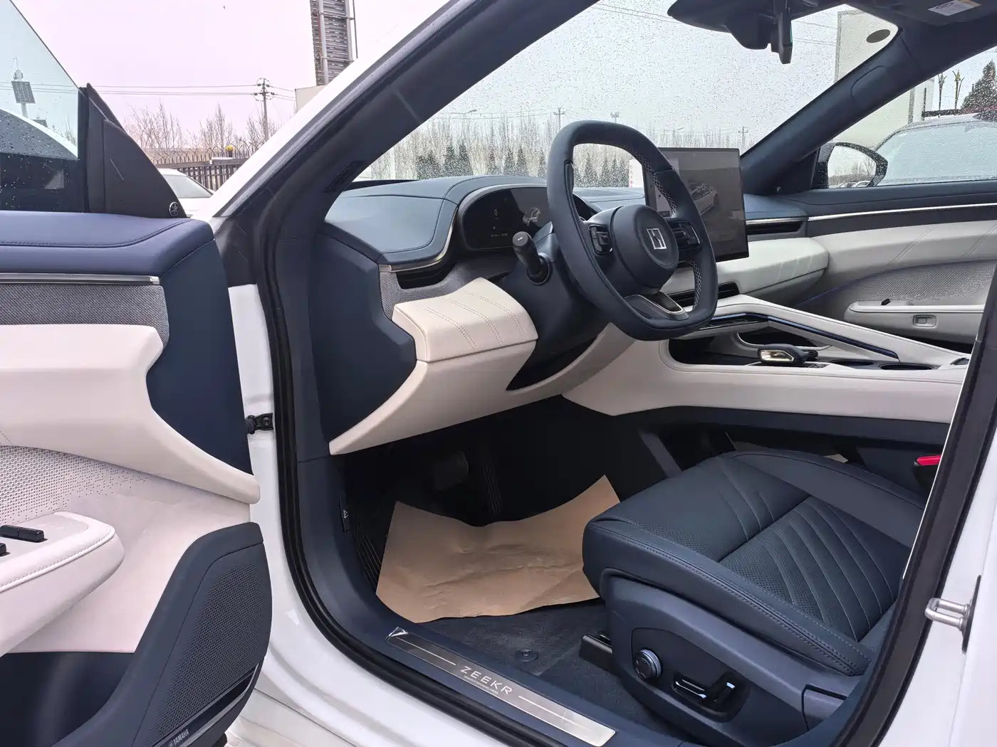 ZEEKR EXTREME KRYPTON 001