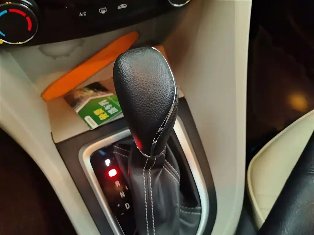 Buick Excelle 2017 15N Automatic Elite фото 7