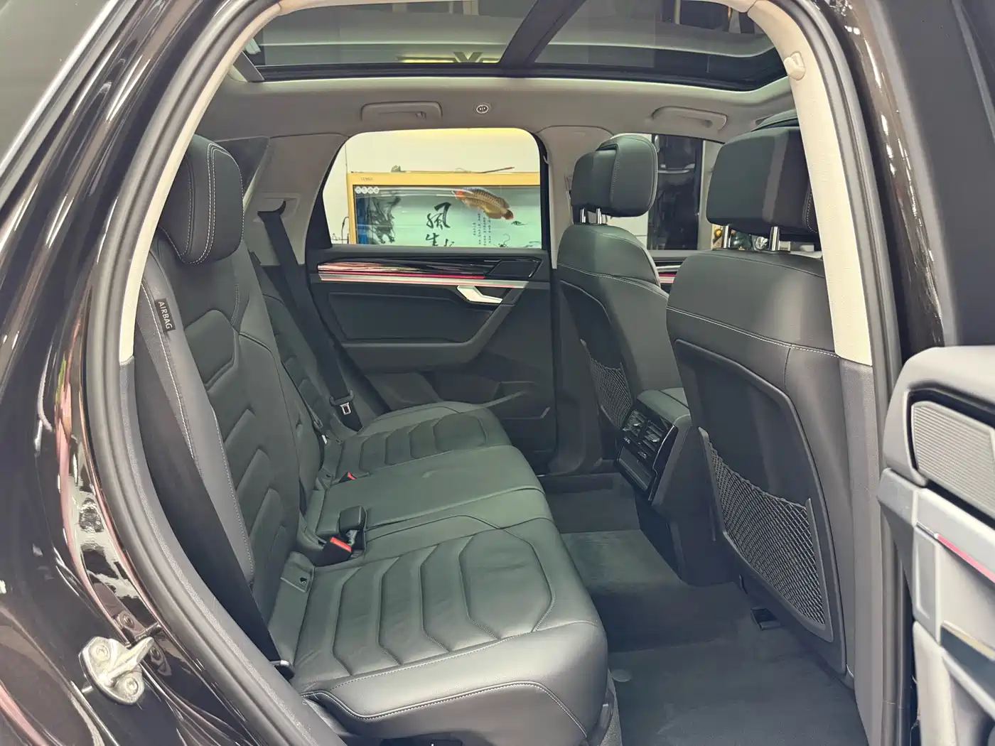 Volkswagen Touareg 2019 2.0TSI Sharp Wing Edition China VI фото 24