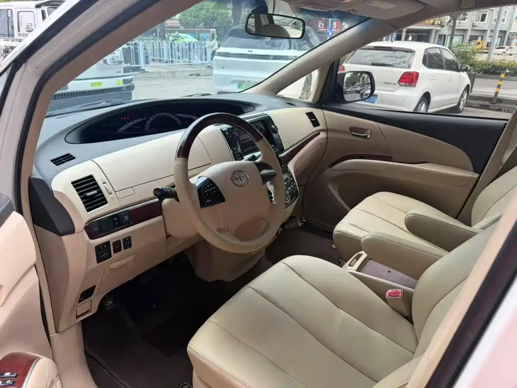 2017 Toyota Previa