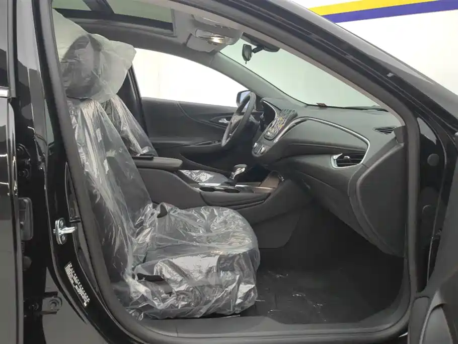 Chevrolet Malibu XL 2023 1.5T RS Edition фото 8