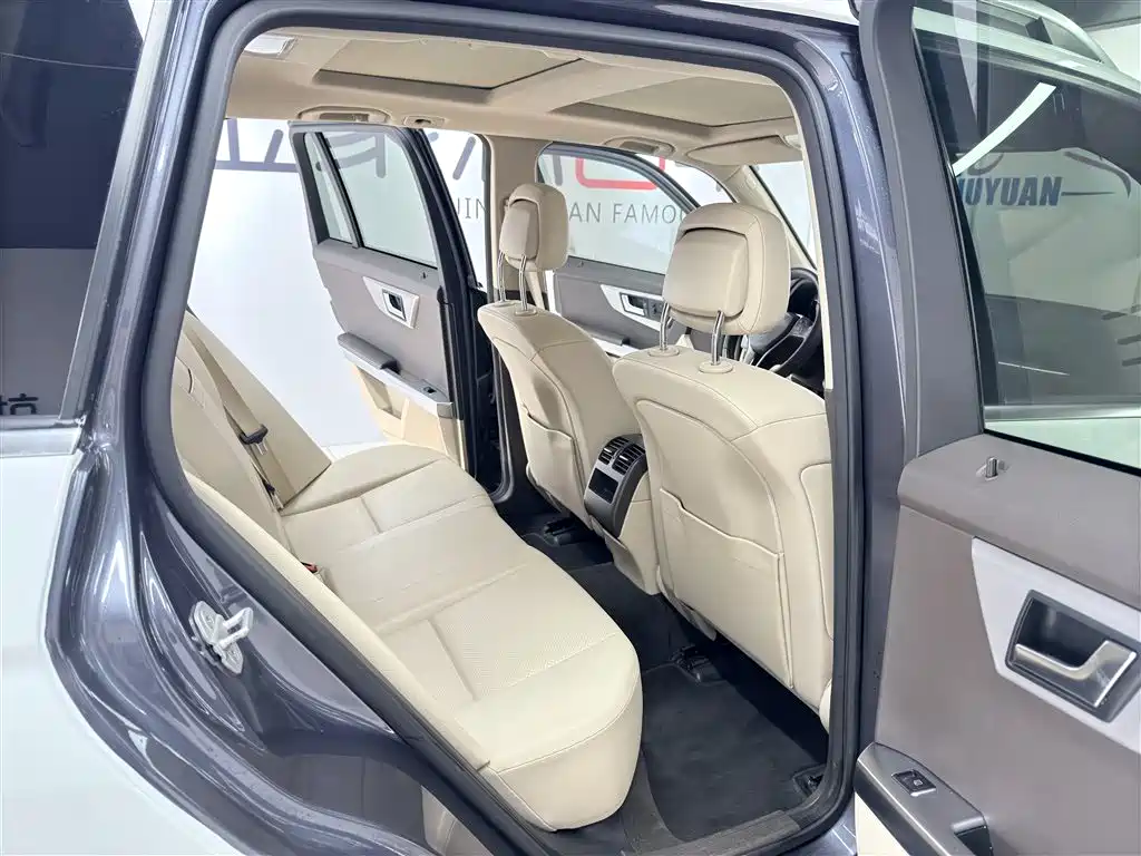 Mercedes-Benz GLK-Class 2013 GLK 300 4MATIC Dynamic Sunroof фото 13