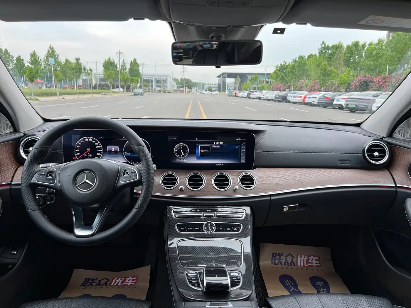 Mercedes-Benz E-Class 2016 E 200 L фото 8