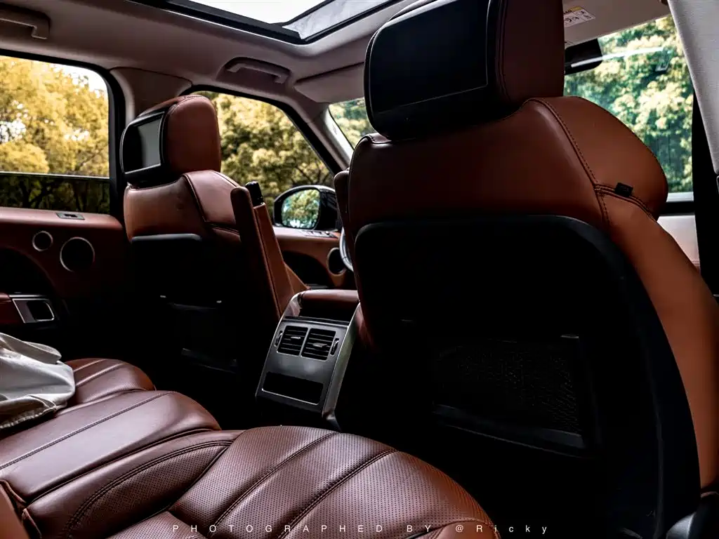 Land Rover Range Rover Sport 2015 3.0 SDV6 HSE DYNAMIC фото 9