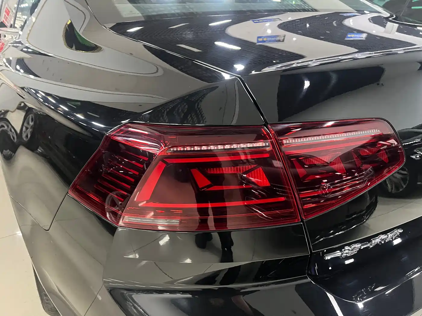 Volkswagen Magotan 2023 2 Million Units Commemorative Edition 280TSI DSG Comfort фото 5