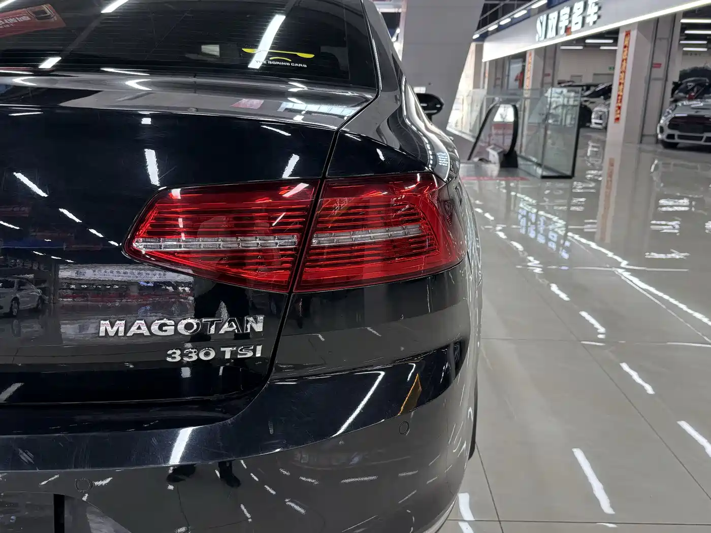 Volkswagen Magotan 2018 330TSI DSG Leading фото 5