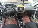 Photo 5 - Peugeot 2008