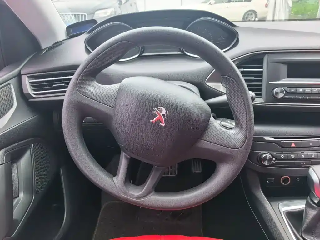 Peugeot 308S 2017 2015 1.2T Auto Elegance Edition