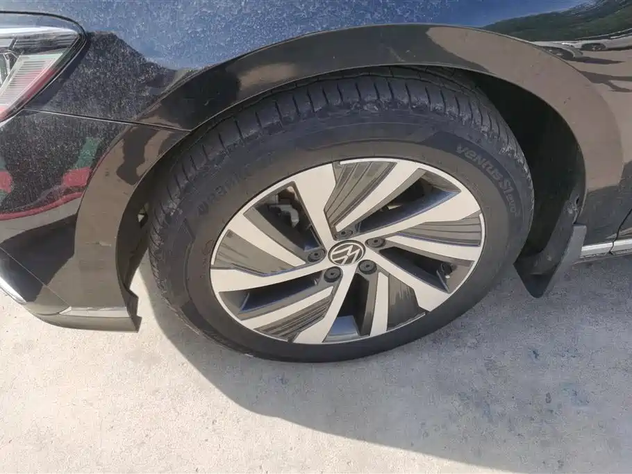 Volkswagen Magotan GTE Plug-in Hybrid 2022 GTE Luxury фото 6