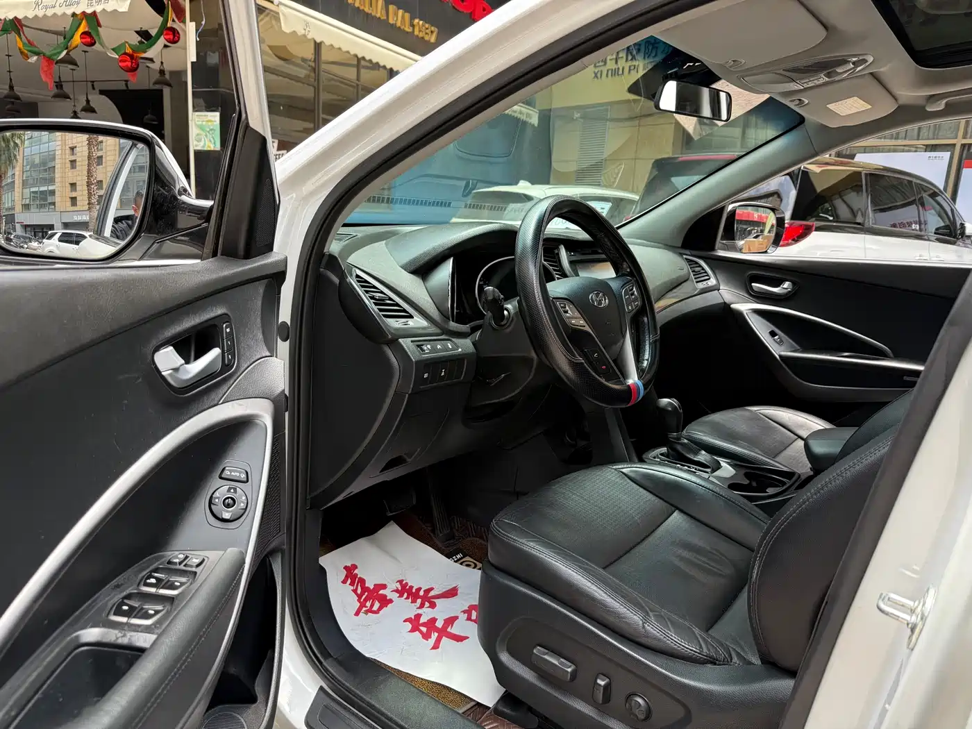 Hyundai Santa Fe 2013 Model 2.4L Automatic 4WD Smart фото 8