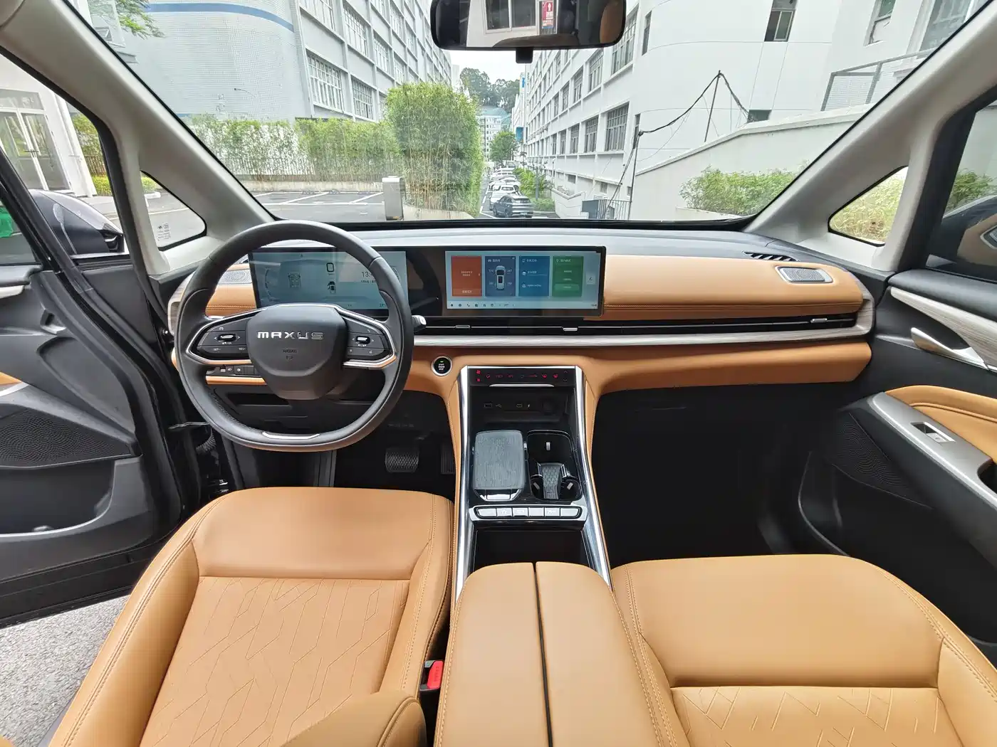 SAIC Maxus Maxus G50 PHEV 2025 Pilot Edition фото 9