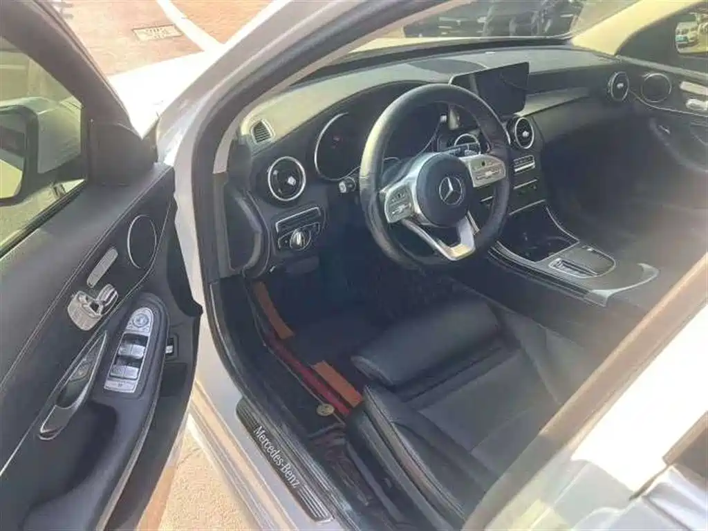 Mercedes-Benz C-Class 2020 C 260 L Sport фото 6