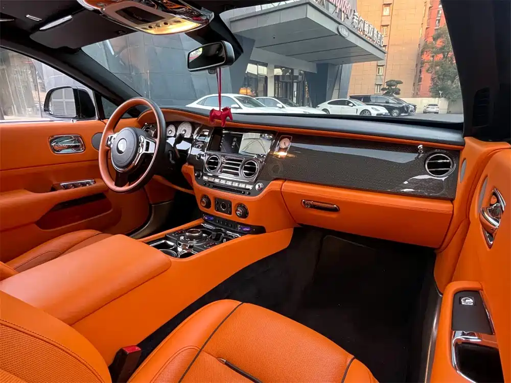 Rolls-Royce Wraith 2018 6.6T Black Badge фото 24
