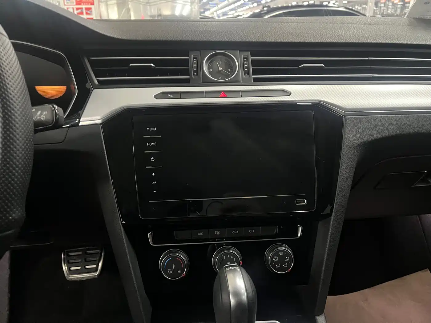 Volkswagen Magotan 2023 2 Million Units Commemorative Edition 280TSI DSG Comfort фото 11