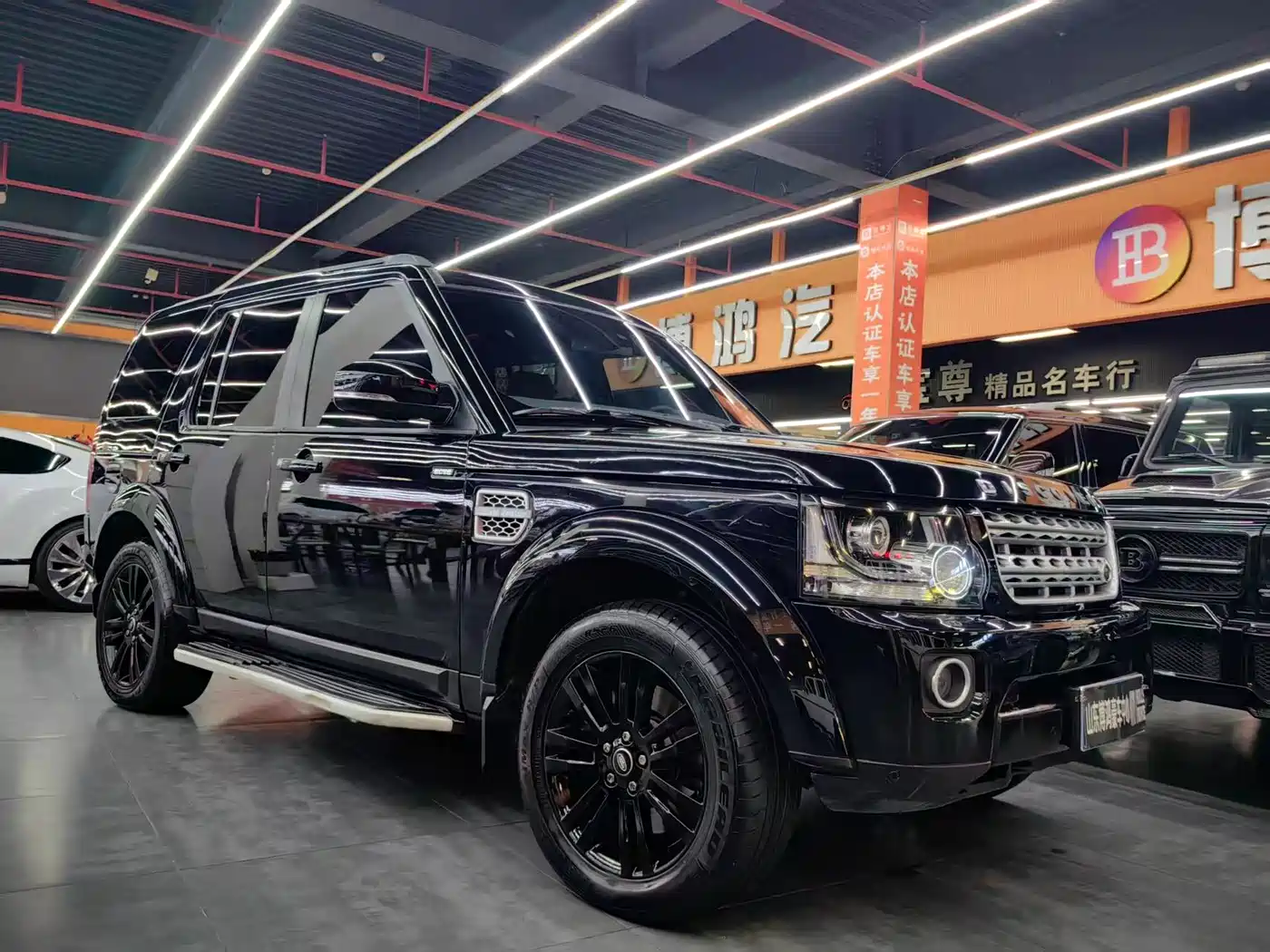 Land Rover Discovery 2016 3.0 SC V6 HSE фото 3
