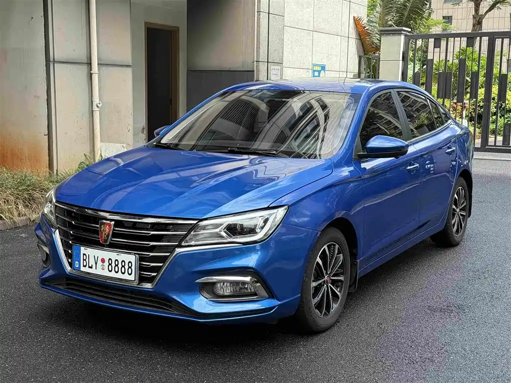 Фото 3 - Roewe i5