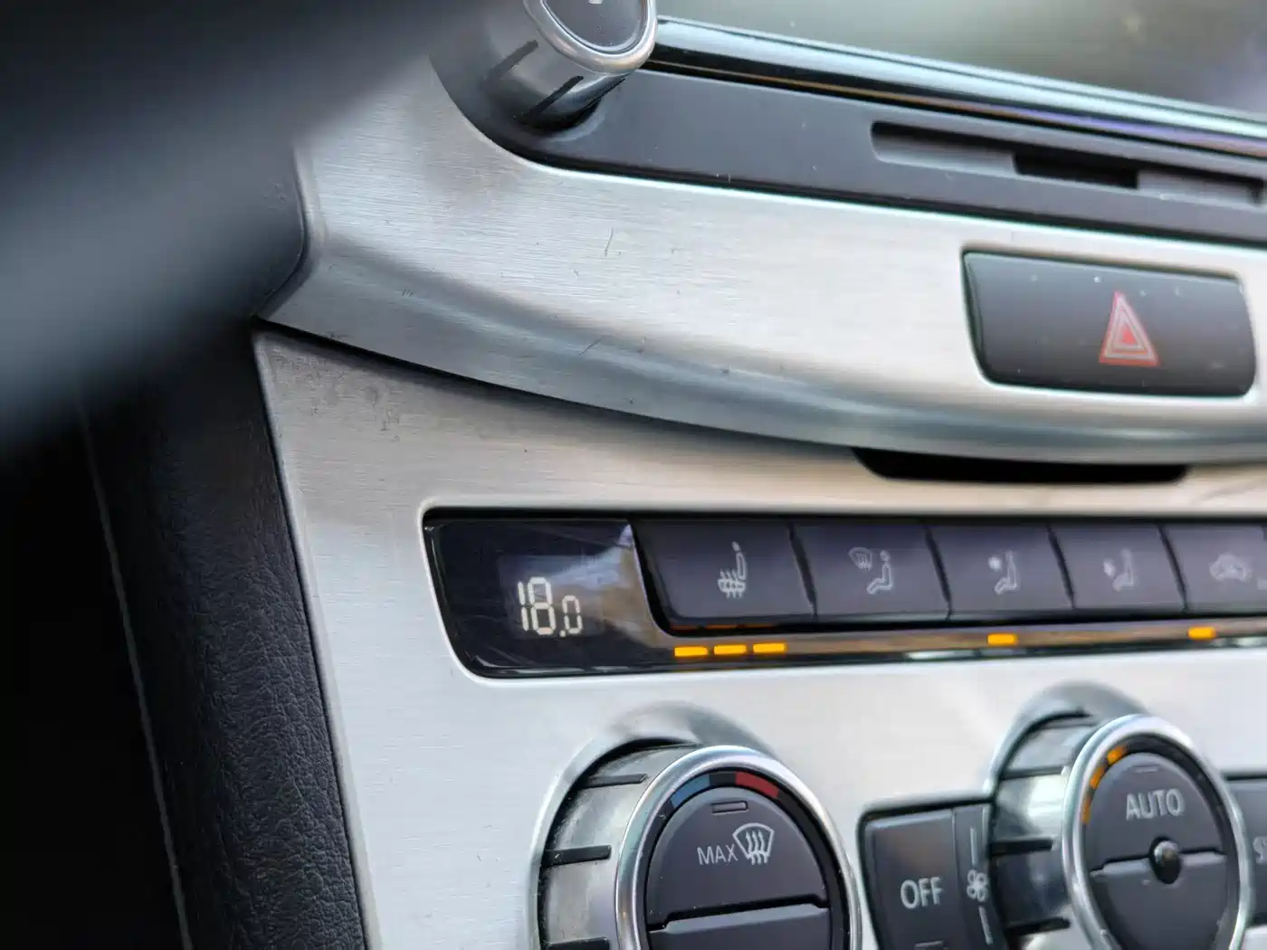 Volkswagen FAW-Volkswagen CC 2016 Model 1.8TSI Premium фото 7