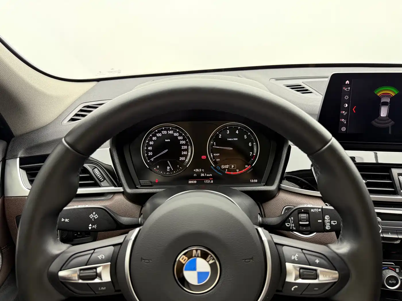 BMW X1 2022 sDrive25Li Leading фото 4