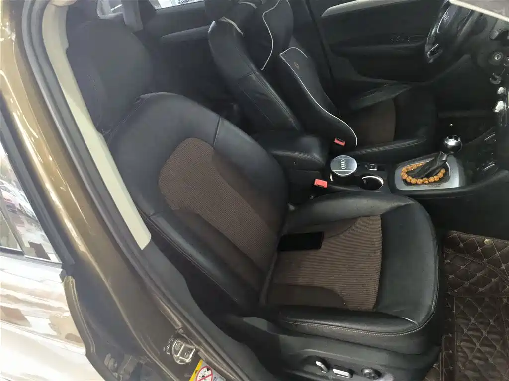 Audi Q3 2016 30 TFSI Fashion фото 25