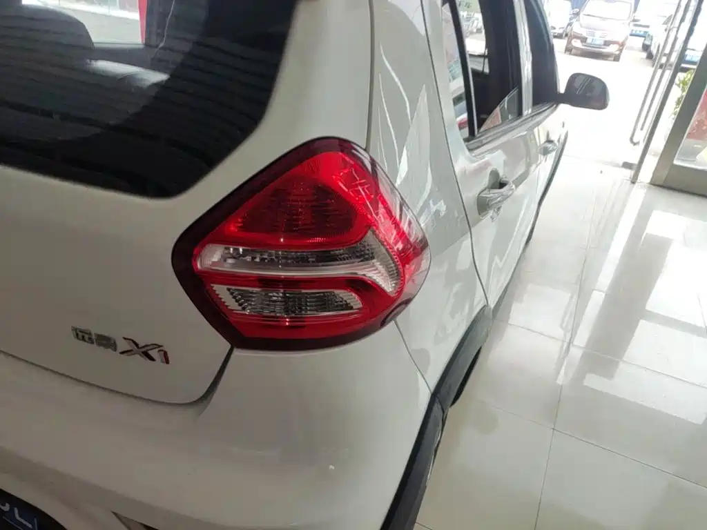 Geely Yuanjing X1 2018 2017 1.3L Manual Crazy Fun Edition