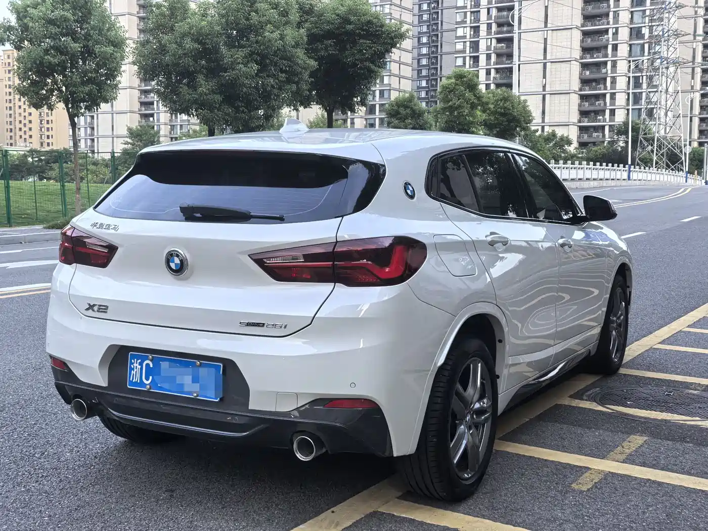 BMW X2 2022 sDrive25i M Sport Package фото 4