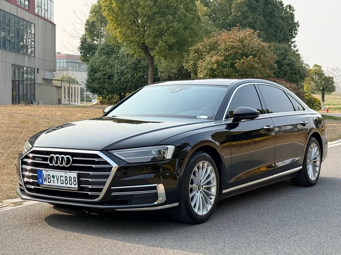 Audi A8