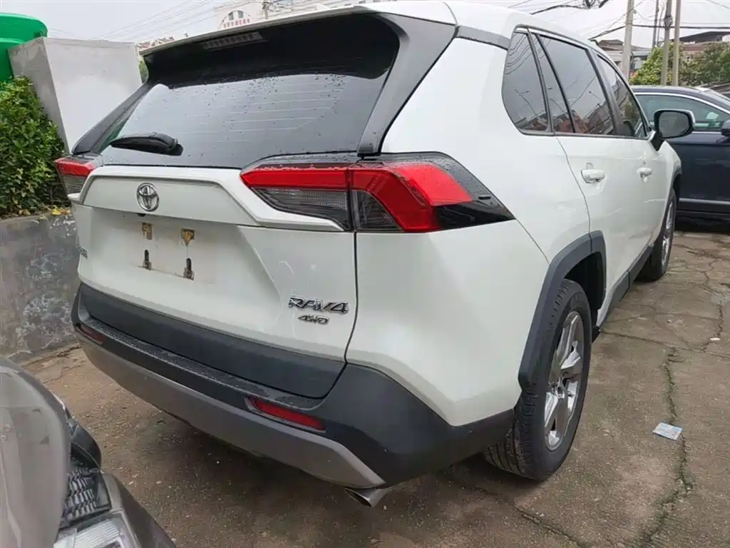 Toyota RAV4 Rongfang 2020 2.0L CVT 4WD Fashion PLUS фото 7
