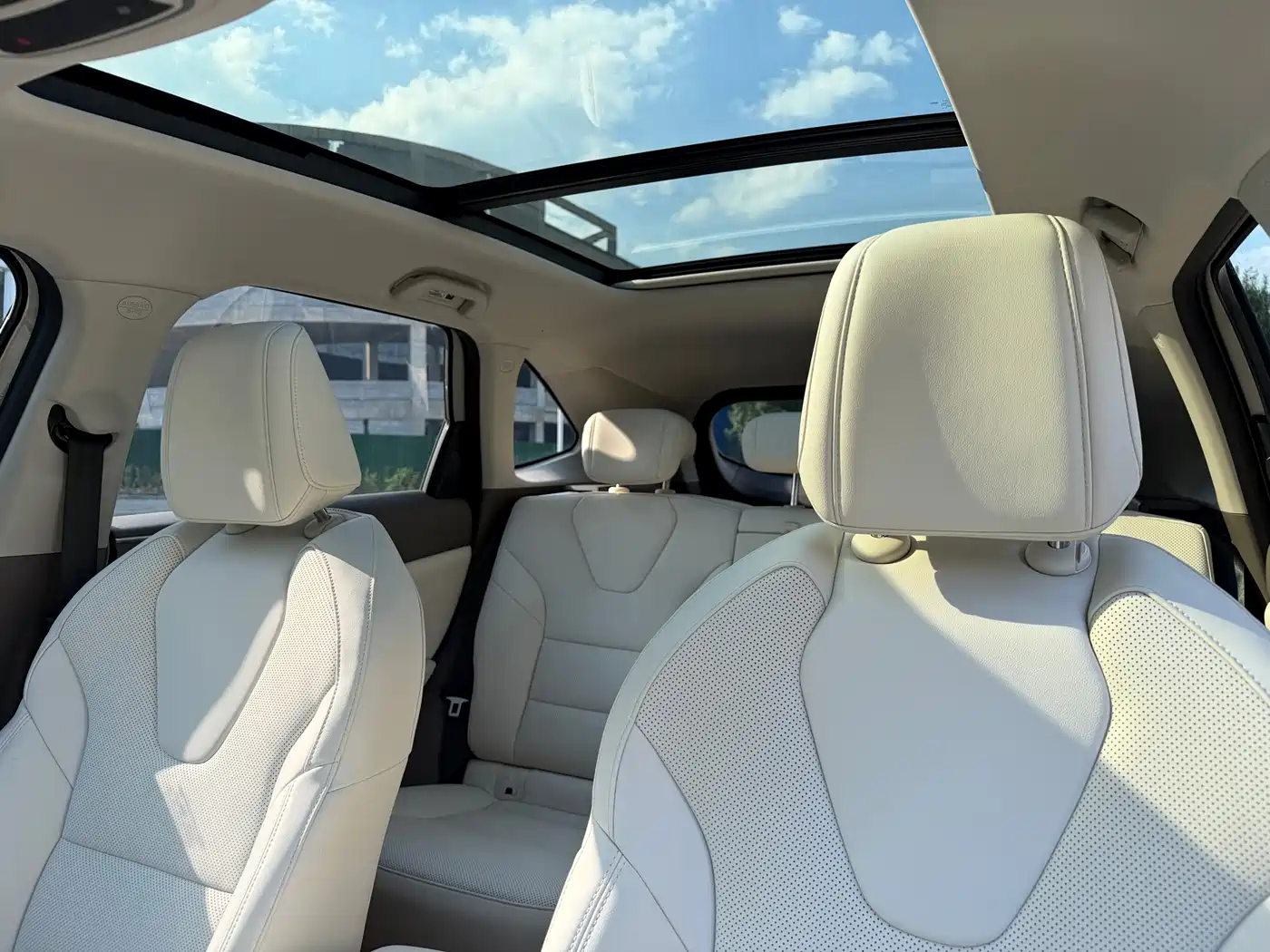 Photo 12 - Haval Xiaolong MAX