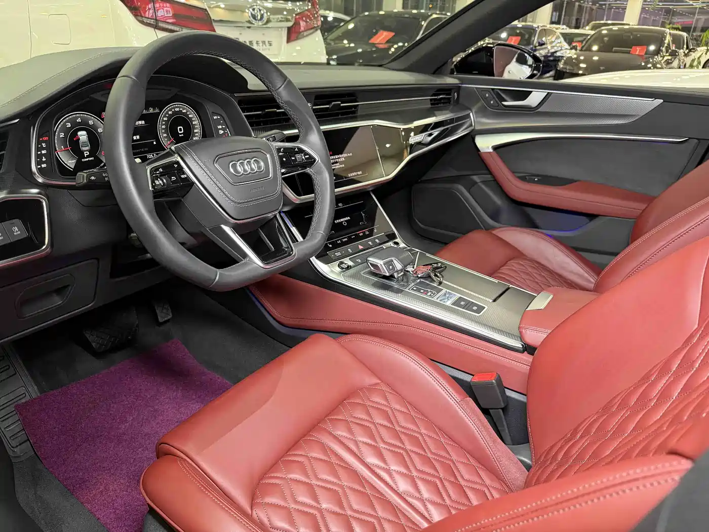 Audi A7L 2024 45 TFSI quattro S-line Black Warrior Edition фото 8