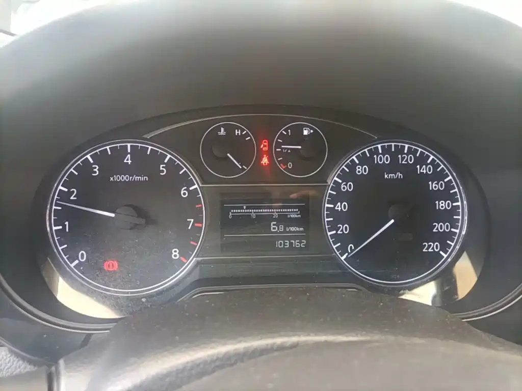Photo 12 - Nissan Tiida