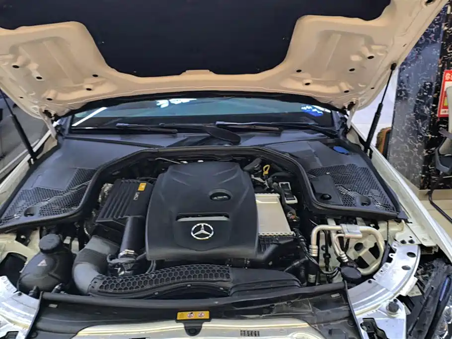 Mercedes-Benz C-Class 2017 Facelift C 200 L Sport Edition фото 10