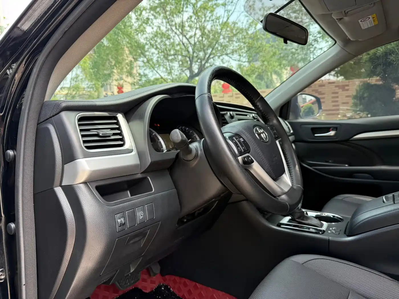 Toyota Highlander 2015 2.0T AWD Luxury Edition 7-seater фото 10