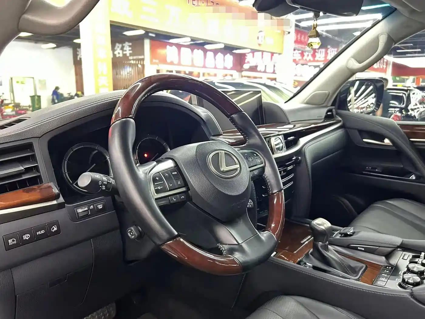 Lexus LX 2023 2019 570 Prestige Luxury Edition