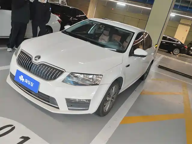 SKODA OCTAVIA
