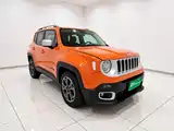 Photo 3 - Jeep Renegade