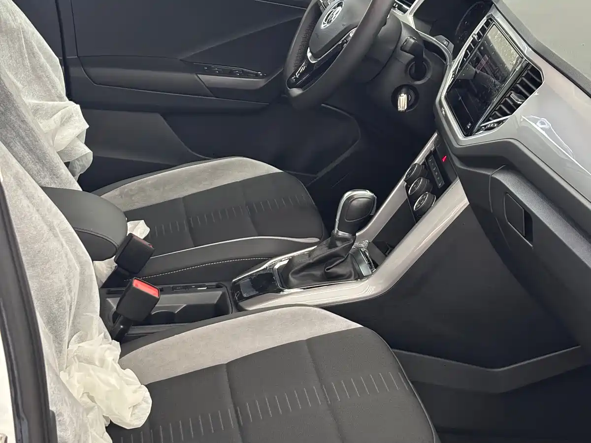 Volkswagen T-ROC 2021 Facelift 280TSI DSG 2WD Elite Smart Connect Edition фото 7